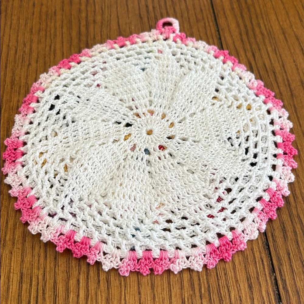 Colorful Crochet Potholder with Floral Design - Picture 2 of 2